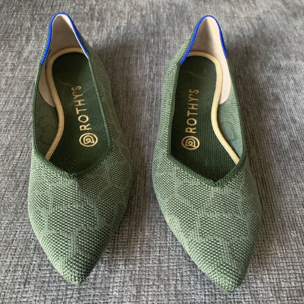 Rothy’s - the point - retired giraffe print green